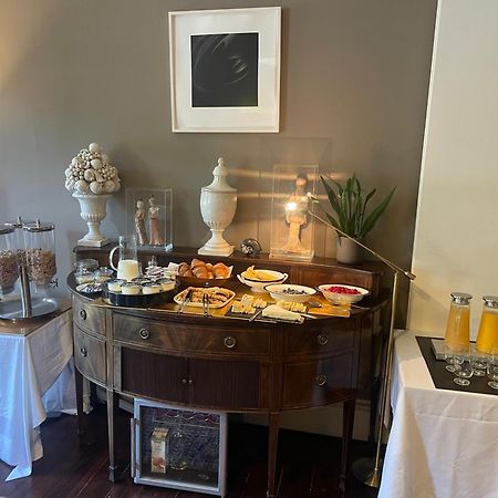 אדינבורו Six Brunton Place Guest House מראה חיצוני תמונה