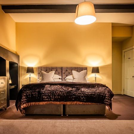 אדינבורו Six Brunton Place Guest House מראה חיצוני תמונה