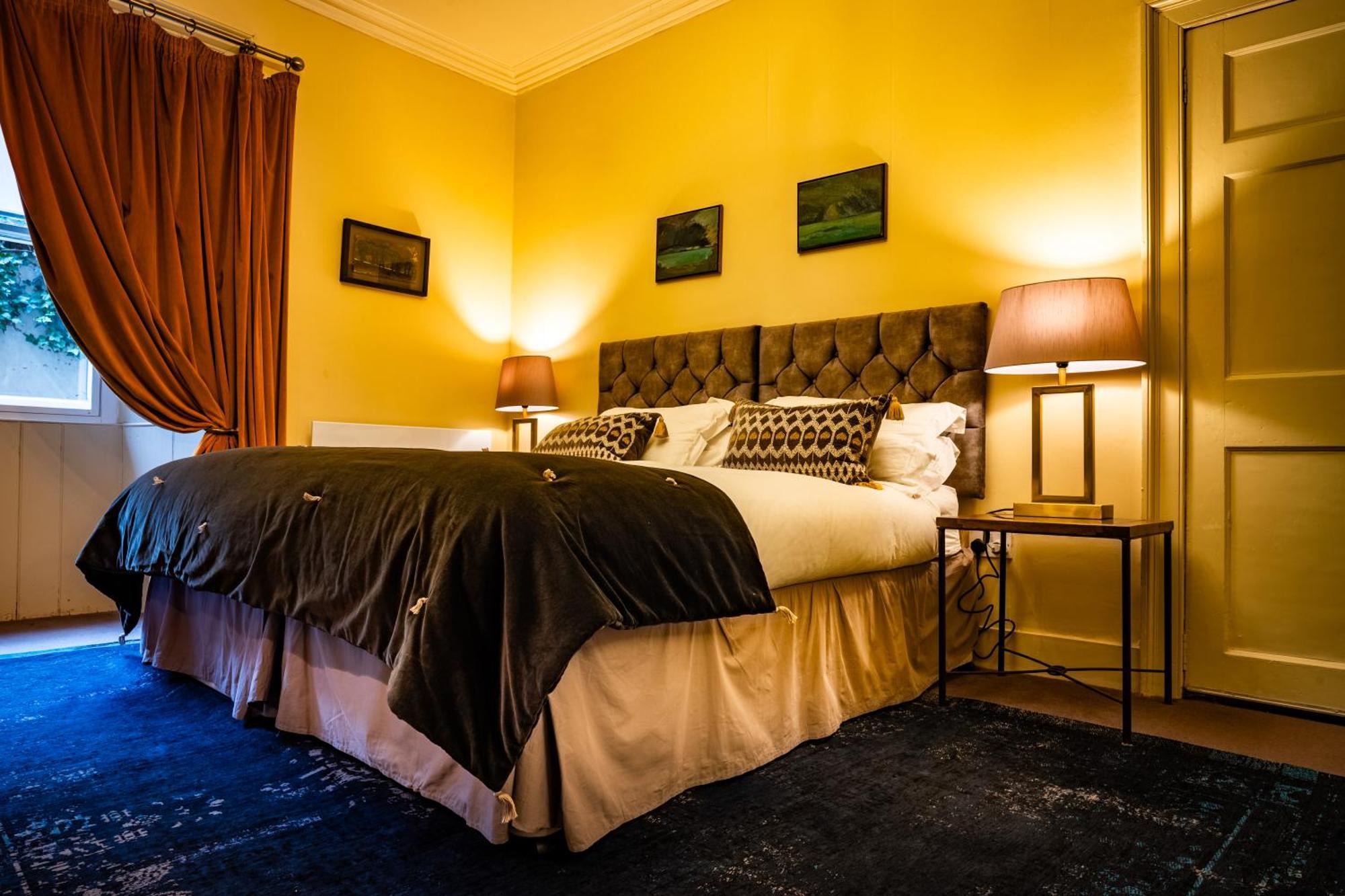 אדינבורו Six Brunton Place Guest House מראה חיצוני תמונה