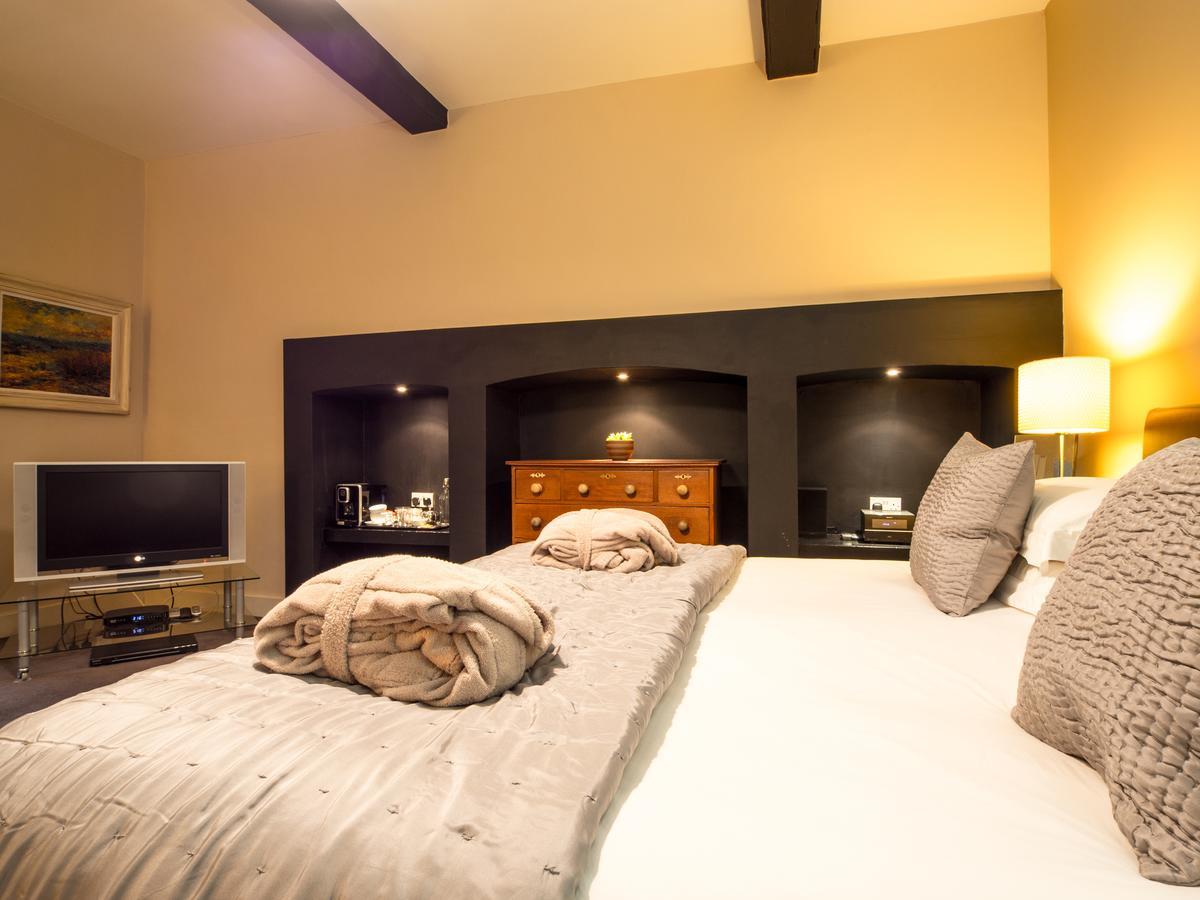אדינבורו Six Brunton Place Guest House מראה חיצוני תמונה